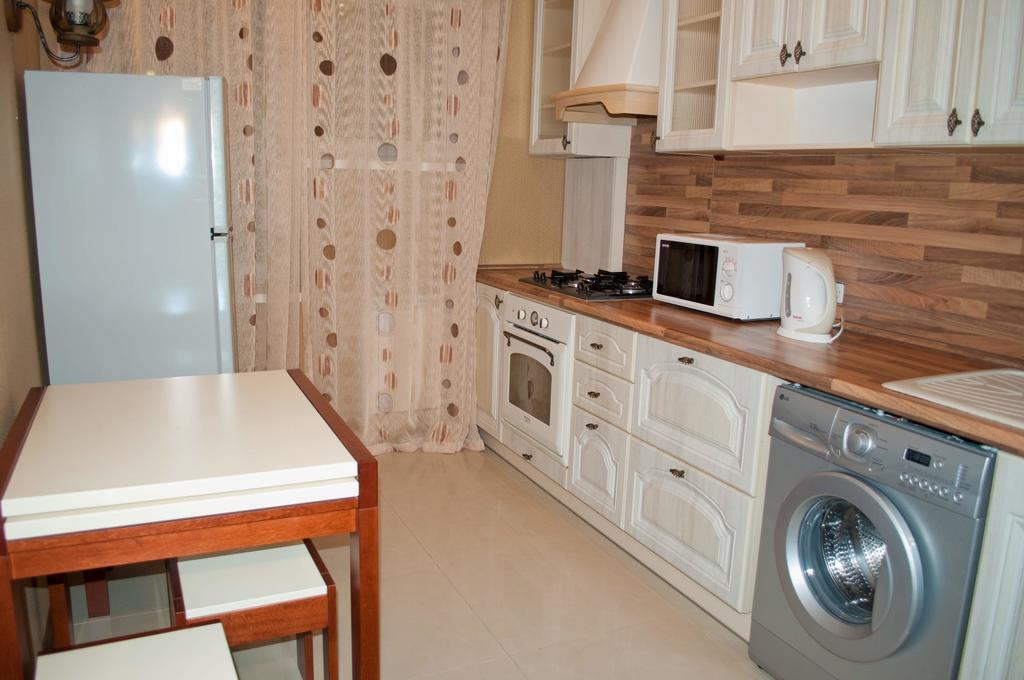 Kyivstay Pochaynynska Apartment Екстер'єр фото